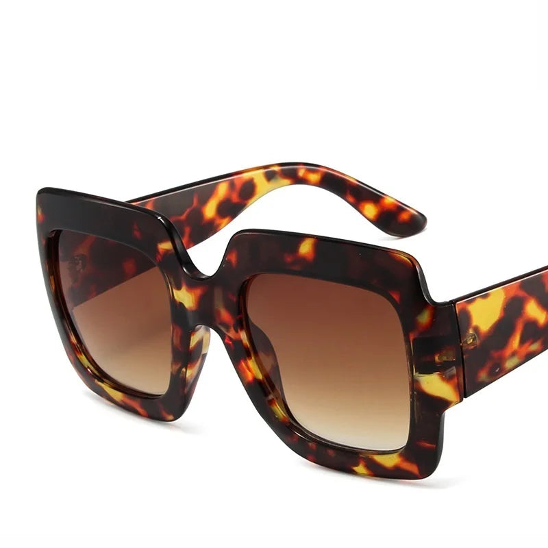 LONSY Travel Chic Square Sunglasses