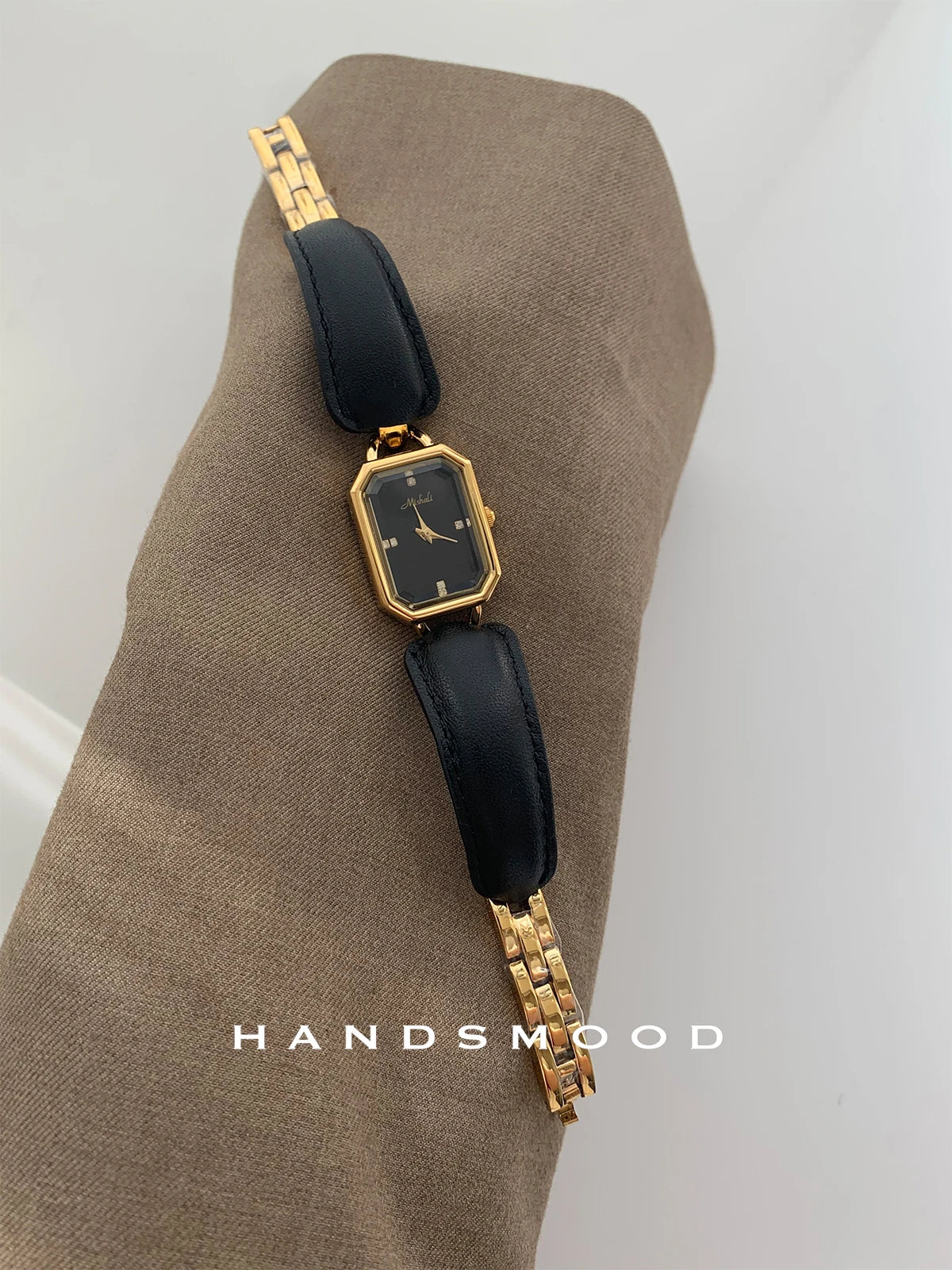 Vintage Gold Luxury Women Watch