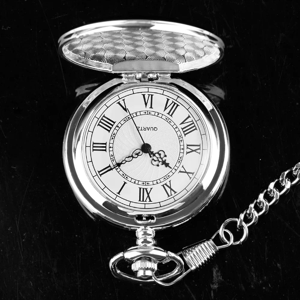 RUNERR Antique Quartz Watch – Classic Vintage Elegance